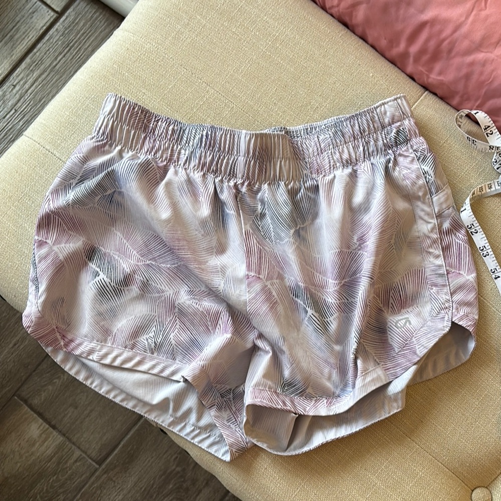 GAP Athletic Running Light Pink and Gray Patterned Shorts